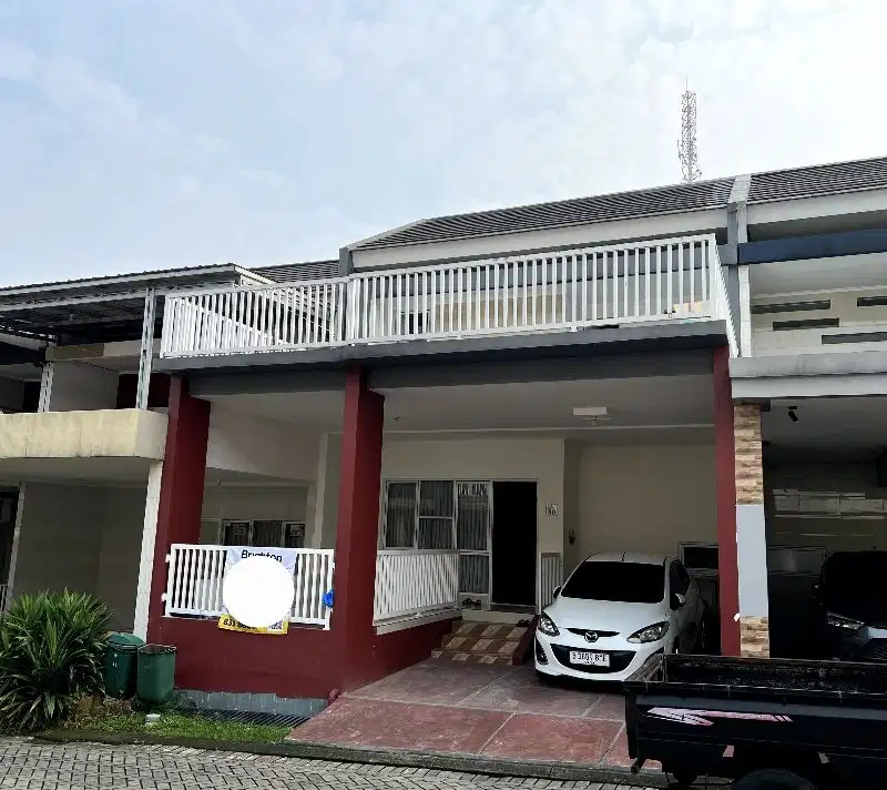 Jual Rumah 2lantai di Perumahan Royal Tajur Bogor