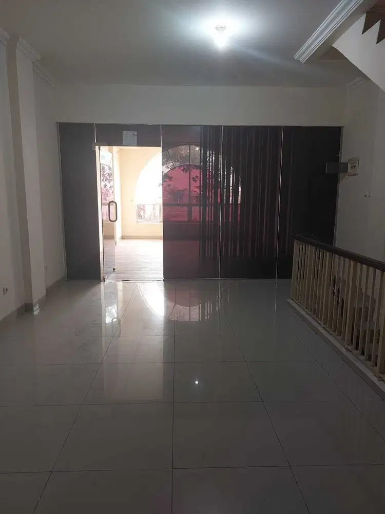 Disewakan Ruko Cordoba Green Lake City Ruko Siap Pakai Unit Langka