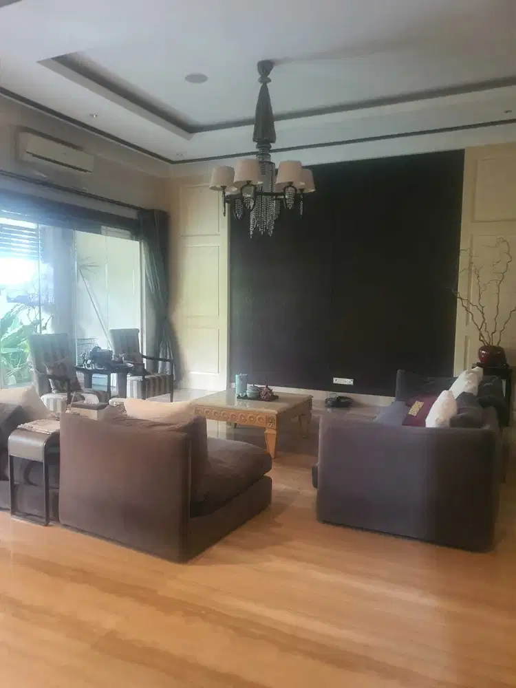 Rumah di Puri Botanical Residence, Posisi Hoek,Kondisi Siap Huni,Mewah