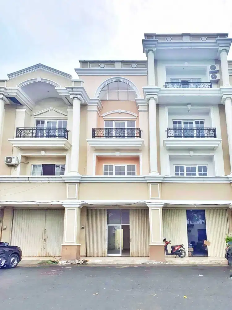 Dijual ruko bagus 3 lantai di Sentra Niaga Harapan Indah Bekasi Barat