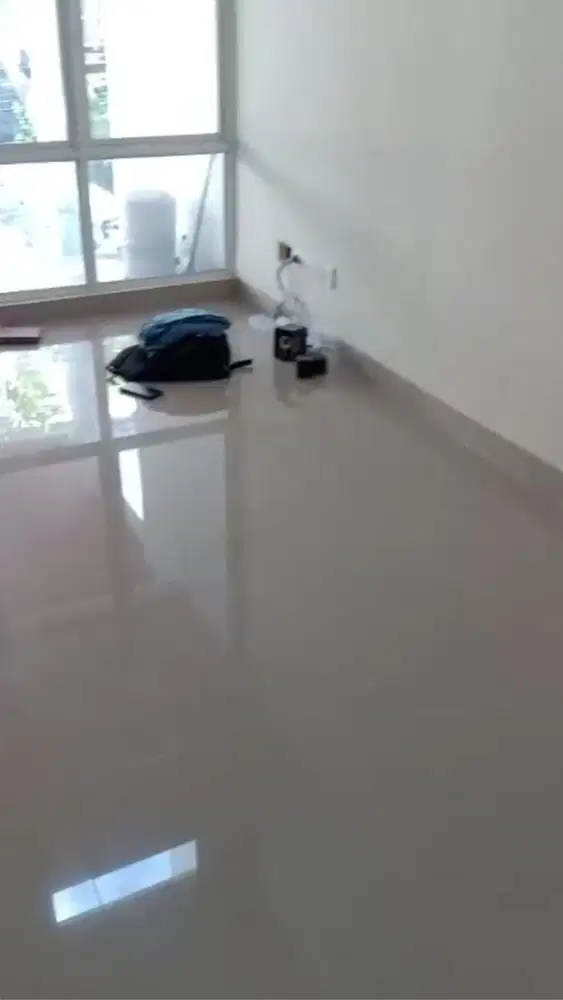 Sewa Rumah 2 Lantai Semi Furnish Di Daerah JGC, Jakarta Timur