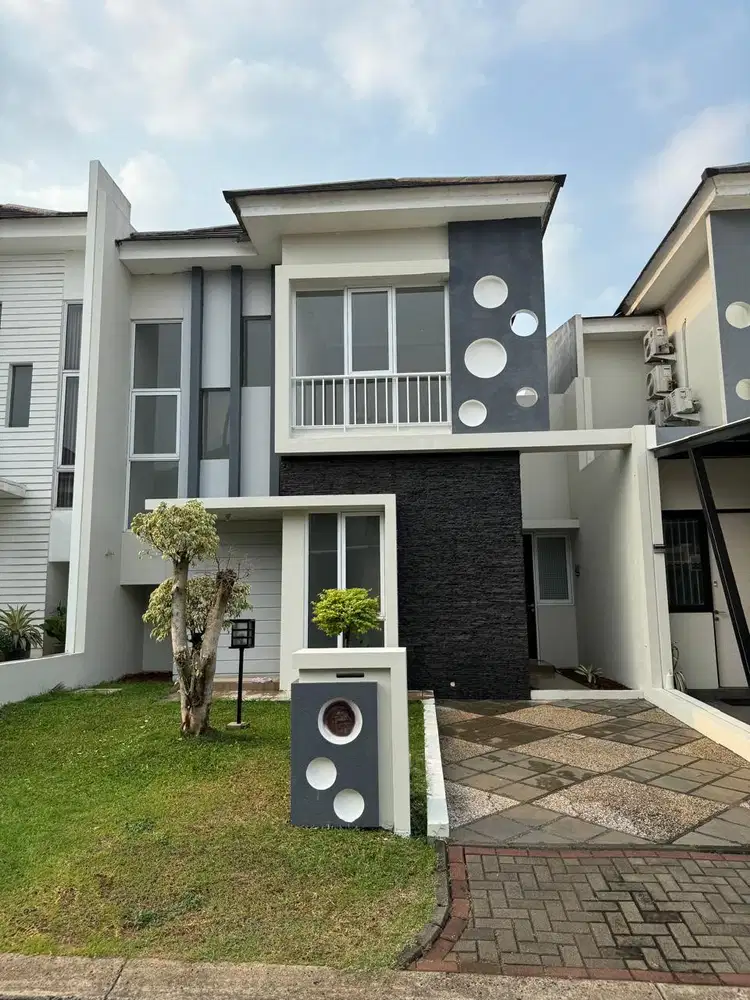 DIJUAL RUMAH 2 LANTAI DALAM KOMPLEK NEW HACIENDA KOTA WISATA