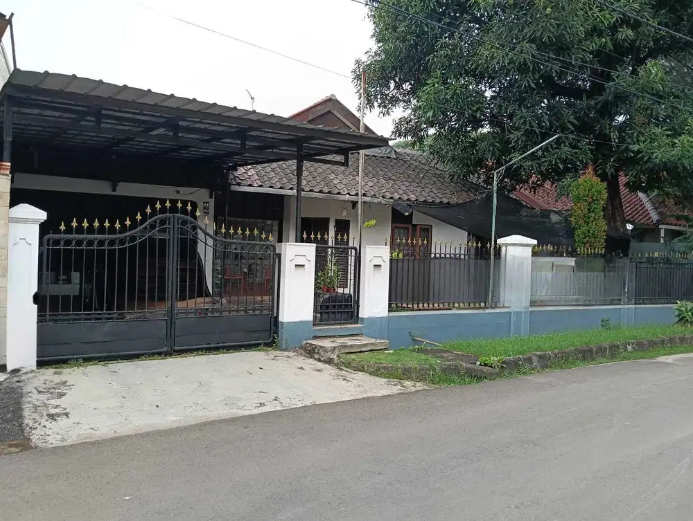 Rumah besar dijual lingkungan asri Sunter Jakarta Utara