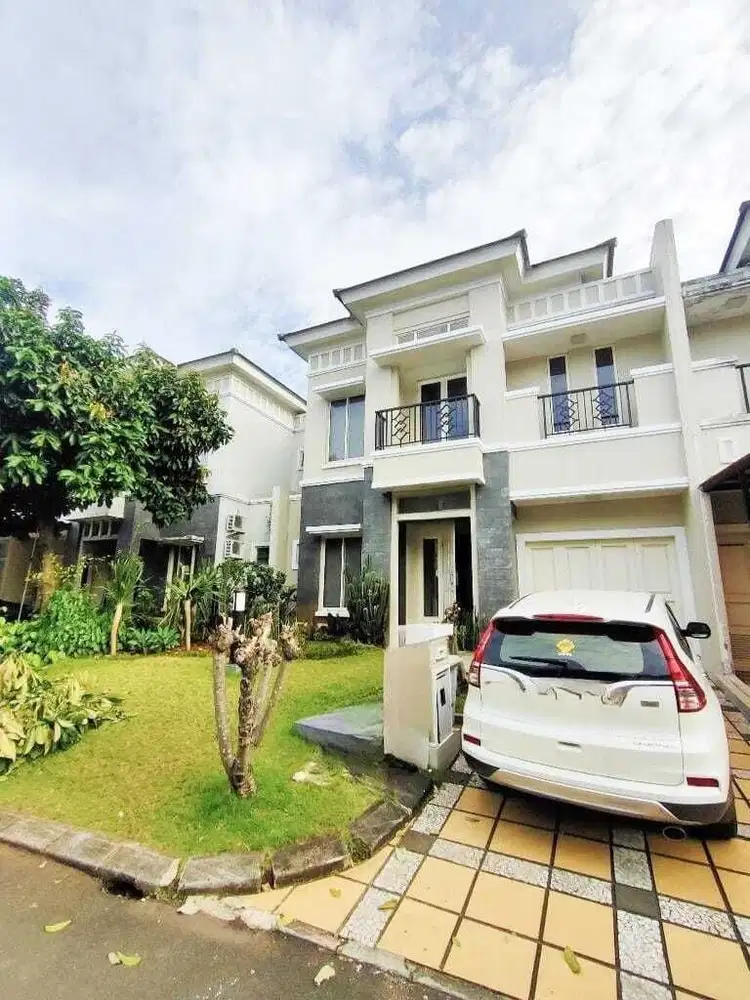 Rumah Pascal 10x18 Furnish Cantik  Kawasan Scientia Tenang & Rapi