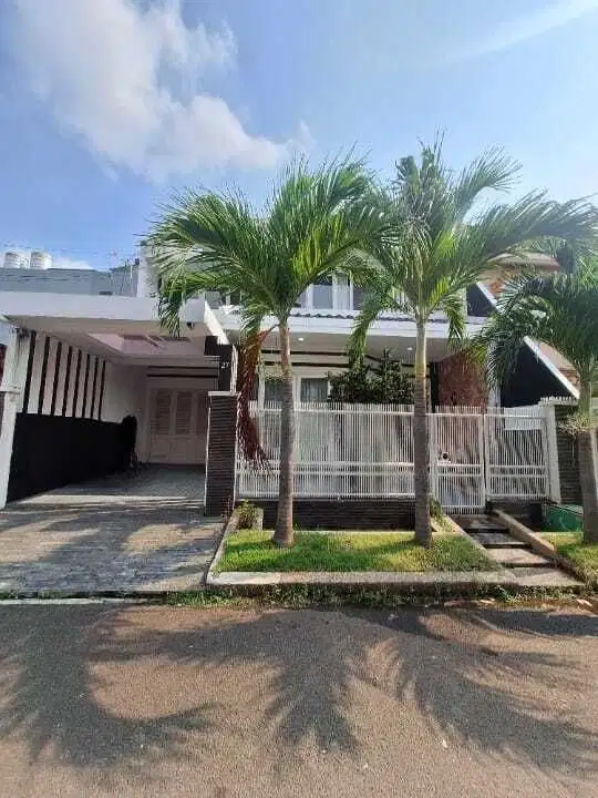 Rumah Siap Huni di Rawamangun  Jak Tim di Komplek Perumahan