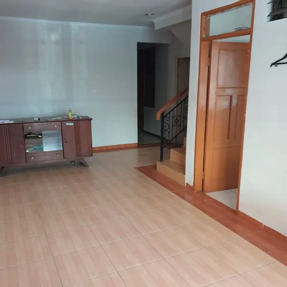 Dijual Rumah Nyaman di Pegangsaan Dua Kelapa Gading – Siap Tempati!