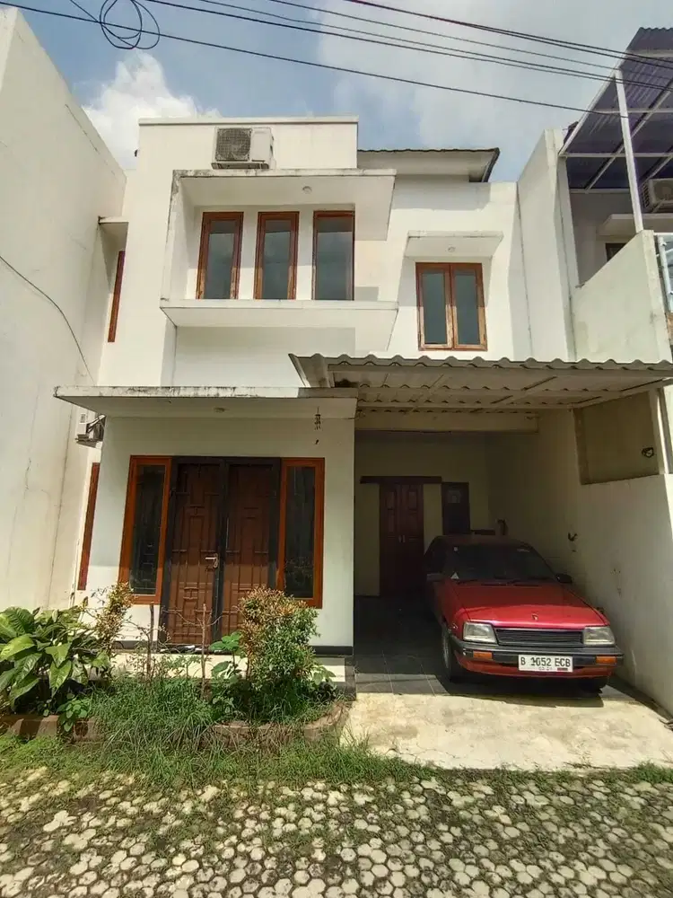 Dijual Rumah  Siap huni  Terawat, Aman dalam Cluster di jagakarsa