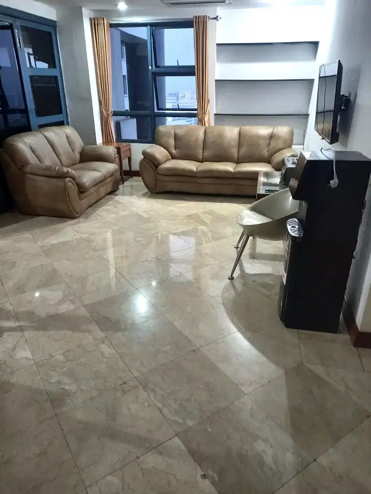 DISEWAKAN APARTMENT GRAND TROPIK 3BR FULLY FURNISHED VIEW STREET
