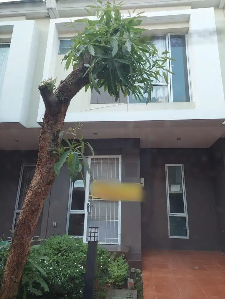 Cluster Malibu Village 2 Gading Serpong Rumah 2 Lantai 990 Jt