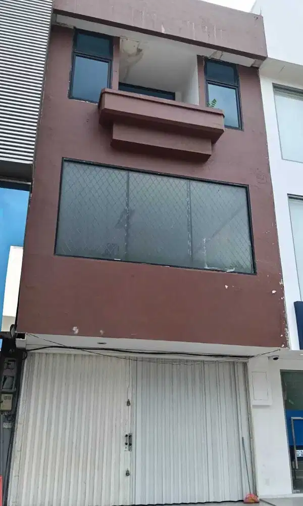 Ruko usaha bagus 3 lantai disewakan  Sunter Raya Jakarta Utara