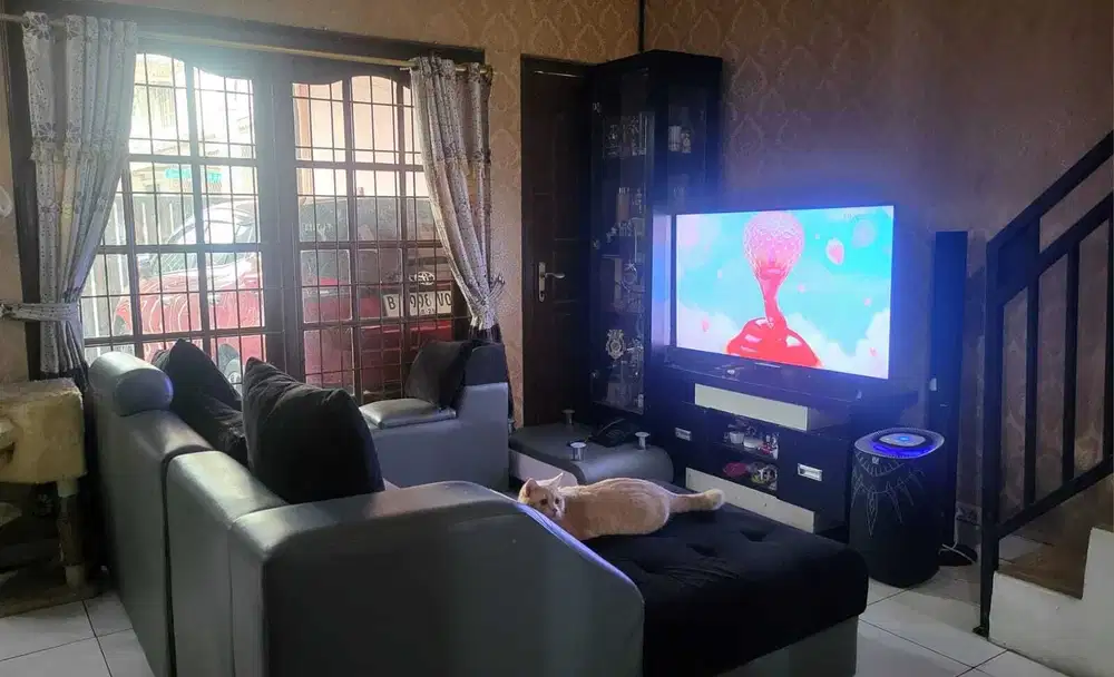 House For Sale!! Rumah Siap Huni di Pulomas – Semi Furnish, Bisa Nego