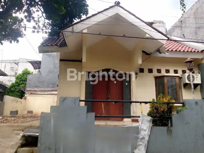 DIJUAL RUMAH HOOK DITENGAH KOTA BOGOR DI DALAM PERUMAHAN YASMIN