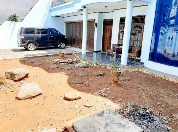 Rumah Dijual 2 Lantai Strategis di Pesing Grogol Petamburan Jakarta Barat SHM