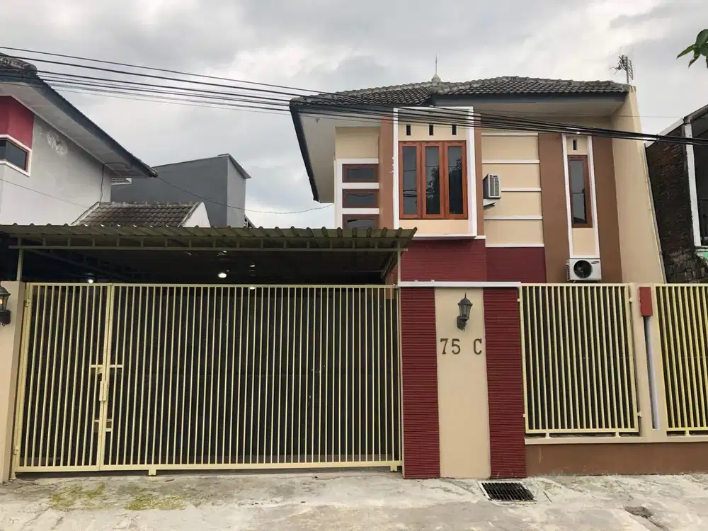 Rumah Semi Furnish Siap Huni Area Jakal KM. 8 Lokasi Dekat UII Dan UGM