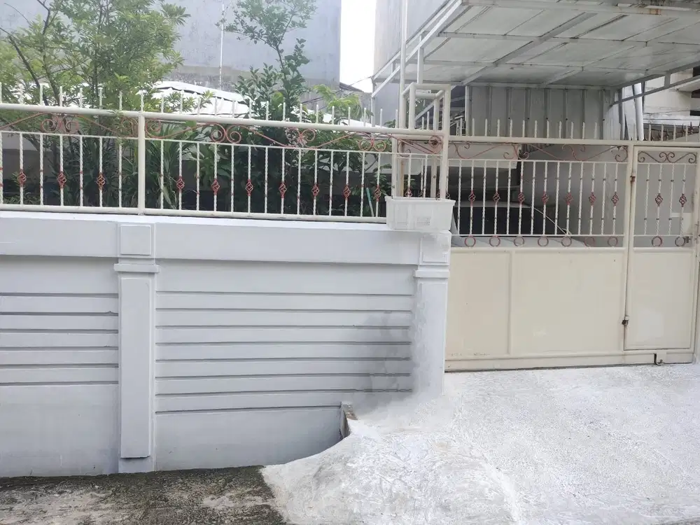 DIJUAL RUMAH BESAR KAWASAN PLUIT PENJARINGAN