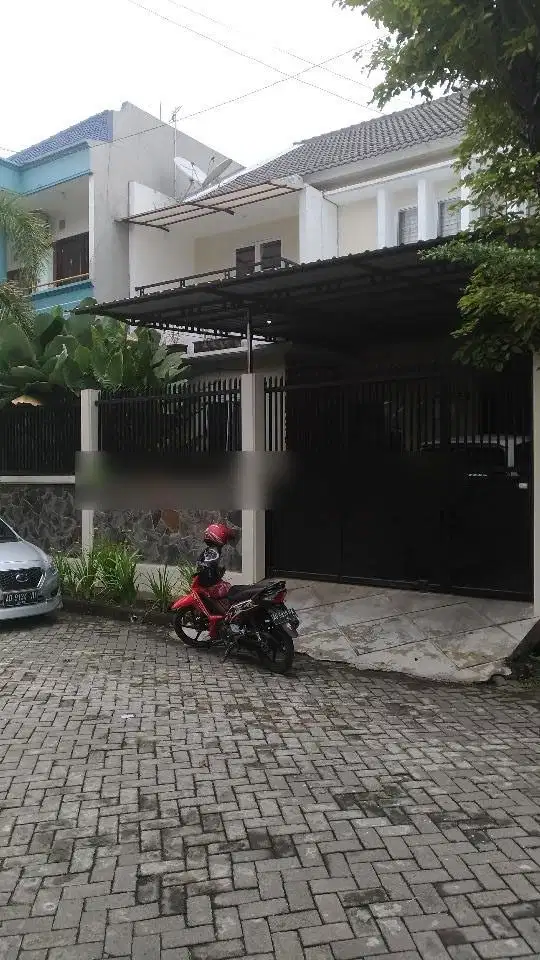 Rumah Minimalis Modern 2 Lantai Dekat Solo Baru