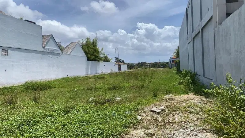 TANAH HARGA MIRING DI JALAN UTAMA RAYA KEROBOKAN