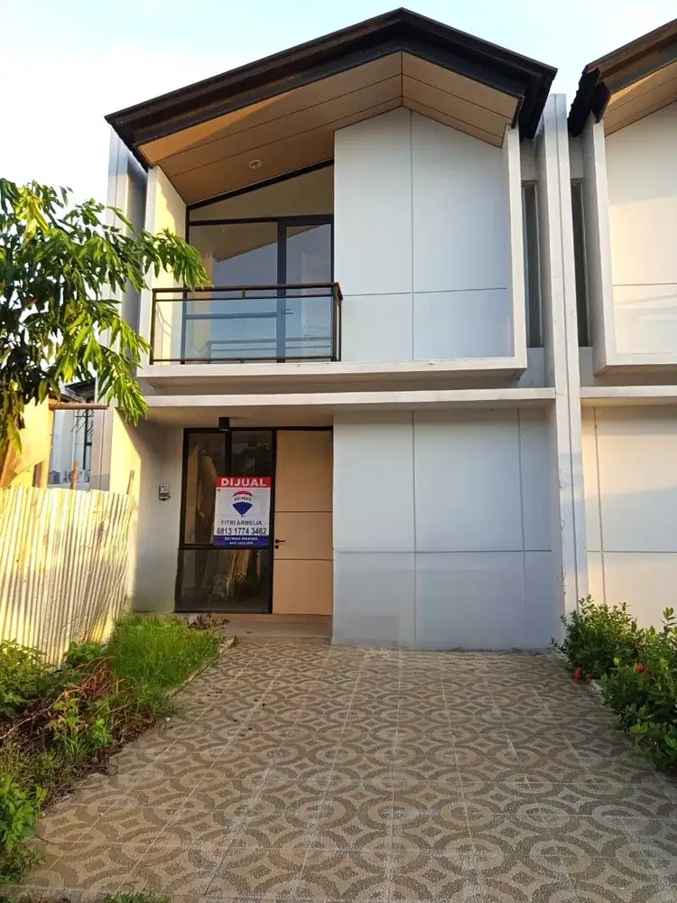 DIJUAL RUMAH DALAM CLUSTER CENDANA COVE AREA KARAWACI TANGERANG