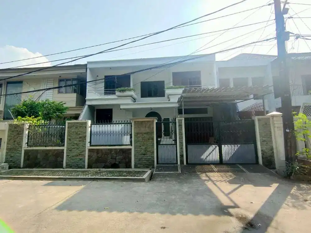 Rumah sunter hdp Timur dlm kompleks