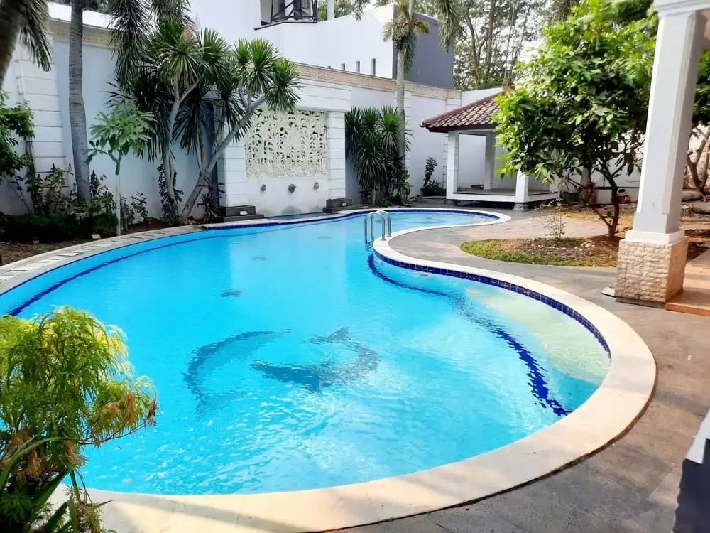 RUMAH HOOK TANAH LUAS ADA SWIM POOL di VIRGINIA LAGOON TELAGA GOLF BSD