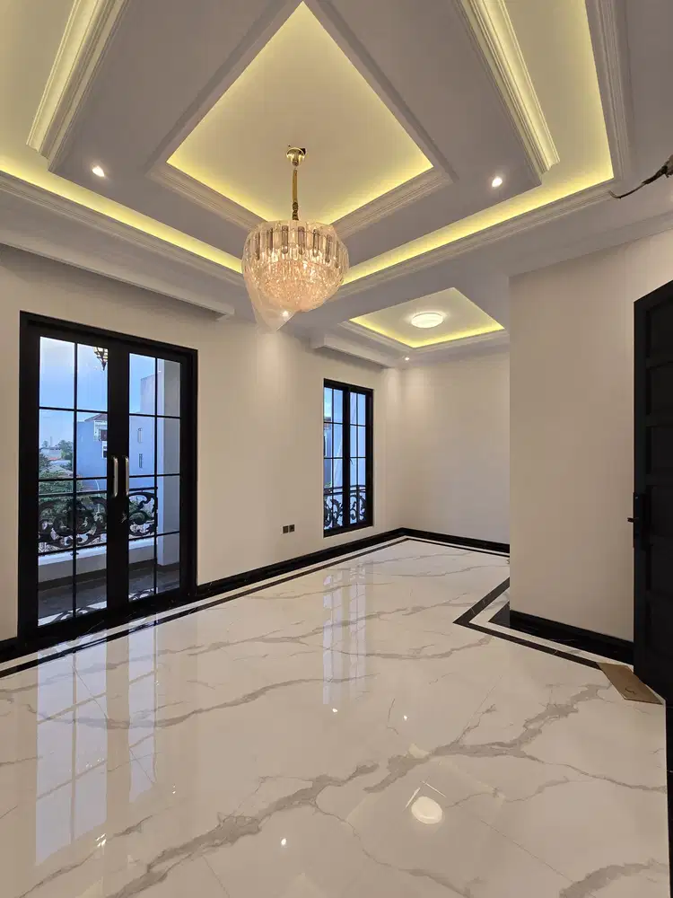 Dijual rumah baru siap huni american Classic di Jagakarsa