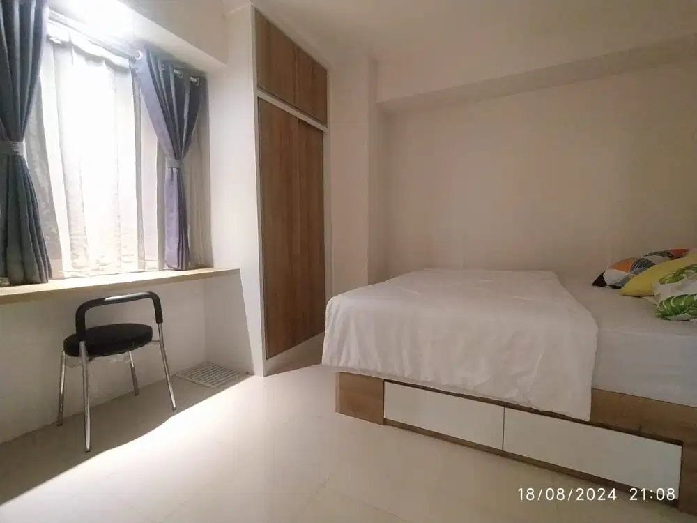 Disewakan 2BR Furnish Heliconia Hook Bassura City Apartemen Free IPL