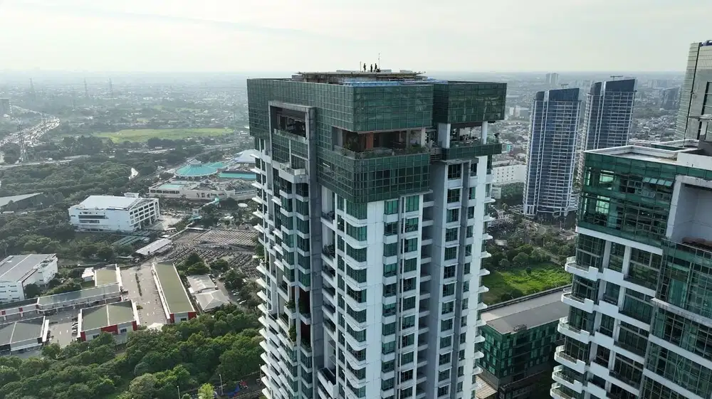 Pent House St Moritz Luas 243 m² (2 Bedroom) Private Lift Full Furnish