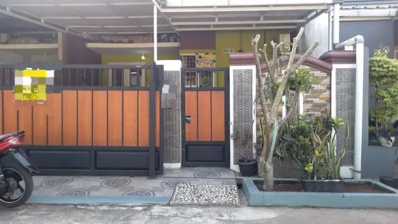 Dijual rumah 1 lantai bagus siap pakai di villa Casablanca, sawangan