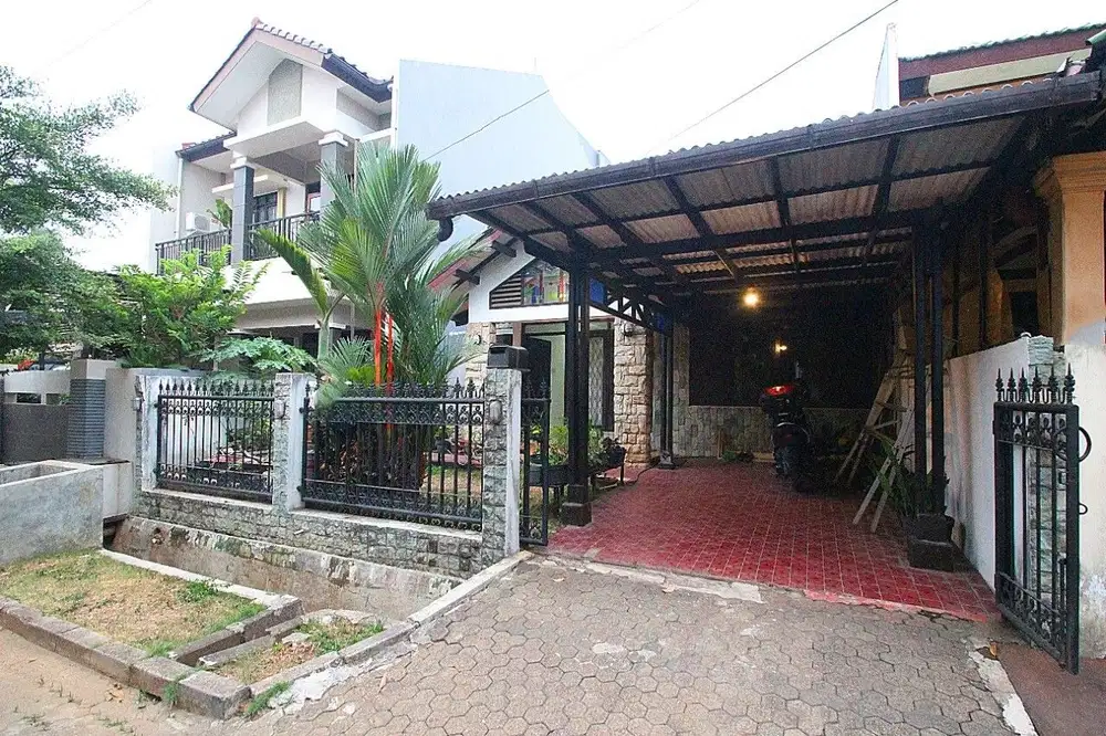 DIJUAL RUMAH ASRI 2 LANTAI KAWASAN GRAHA CINERE DEPOK