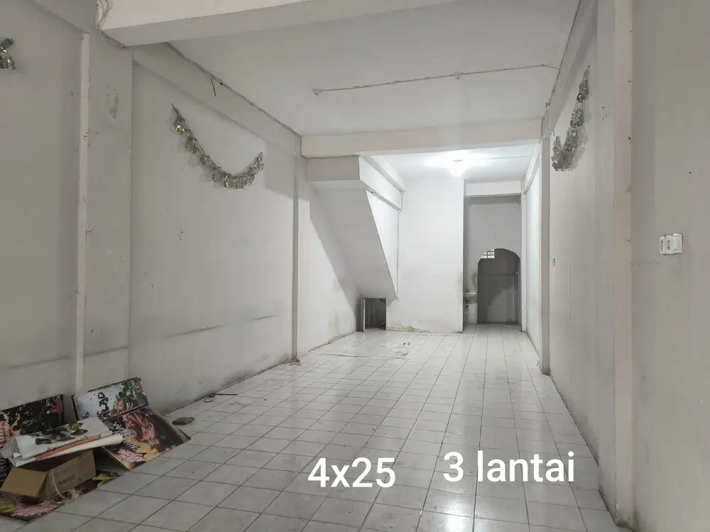 RUKO 3 LANTAI STRATEGIS SIAP PAKAI DI KAPUK KAMAL RAYA JAKARTA BARAT