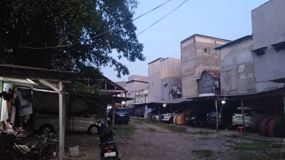 Di jual tanah + bangunan HARGA super bagus