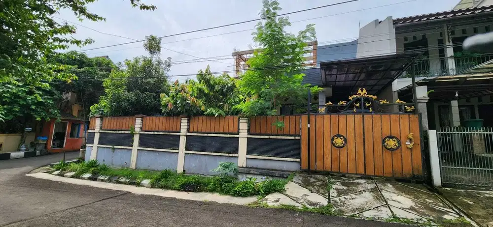 Dijual Rumah,Hook,2 lantai,dekat Tol BORR,Bogor Raya Permai,di Bogor