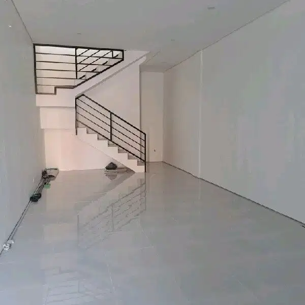 Ruko Baru 3lt Di Mainroad Antapani , Arcamanik Bandung Ref.04888