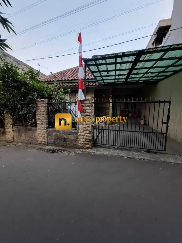 Rumah Bagus Tanah luas Lokasi Strategis di Bintara Bekasi Barat