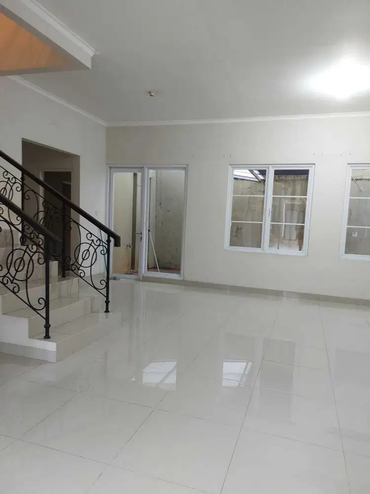 Di Jual Rumah Cluster Trimezia Gading Serpong
