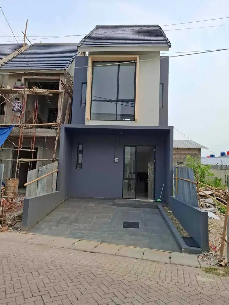 Dijual rumah baru 2 lt, hdp utara park  Residence