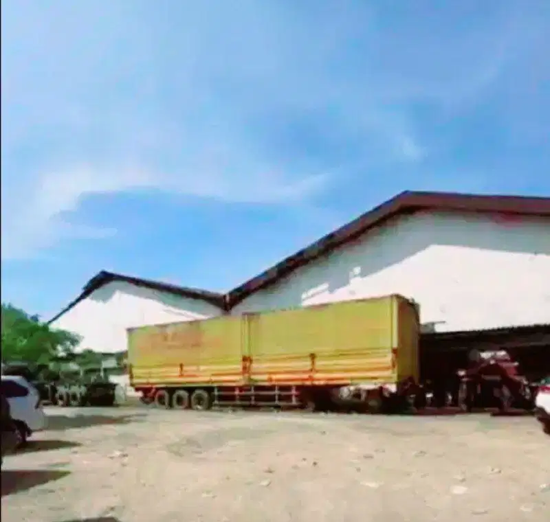 Dijual gudang dan tanah di margomulyo surabaya, dekat kali anak gresik