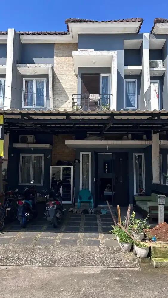 Rumah tingkat di dekat Tol Sawangan