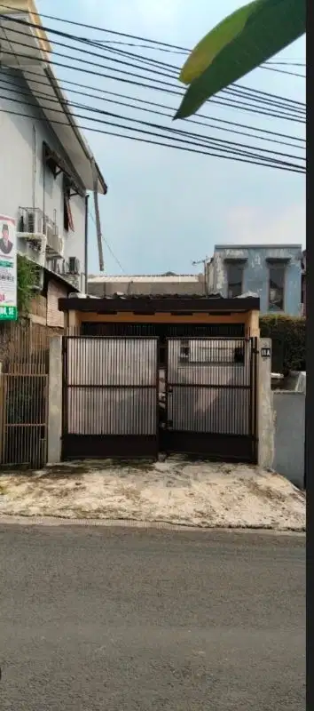 Dijual cepat rumah usaha pinggir jl depok 1
