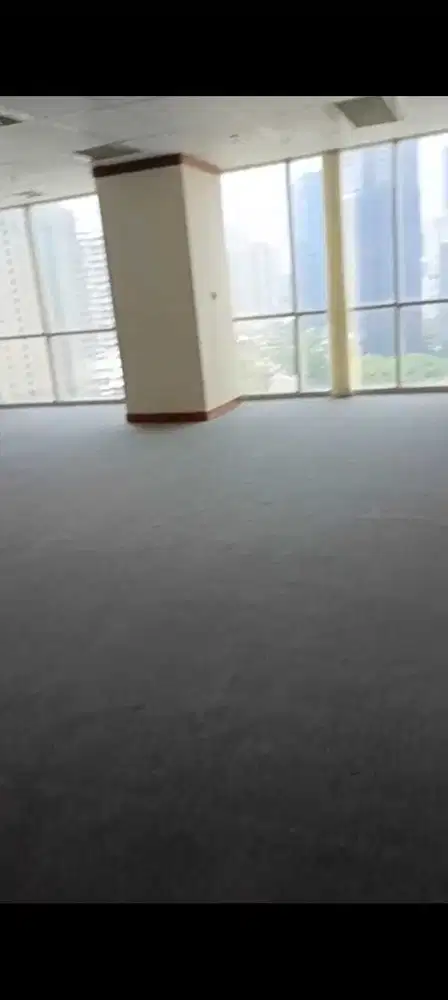 SEWA KANTOR DI JAKARTA PUSAT TANAH ABANG 101M2 PARTISI 150K NEGO