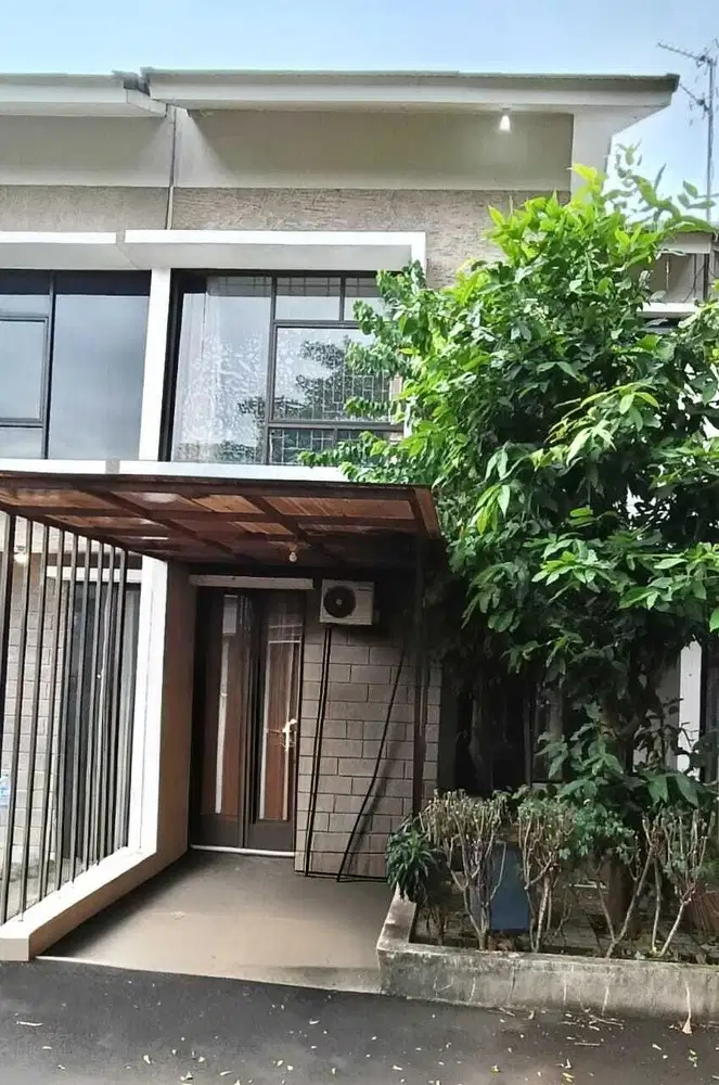 Rumah asri cluster Jade Park Serpong 2 dijual full furnished Bogor