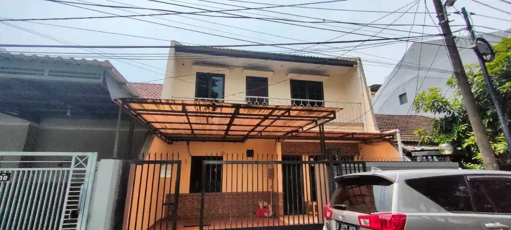 Rumah 2 Lantai Depan Taman Di Kosambi Baru Bebas Banjir Jakarta barat