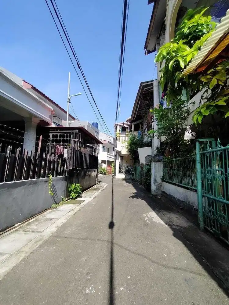 Rumah Tua Masih Aktif Buat Kos di Cempaka Putih Jakarta Pusat
