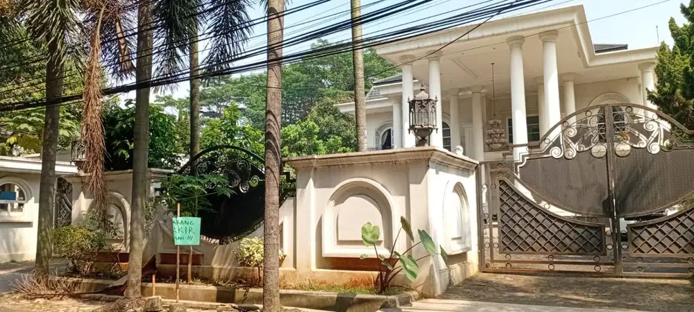 Rumah Mewah 2 Lantai di Cilandak, Hanya 7 Menit ke Tol Pondok Pinang