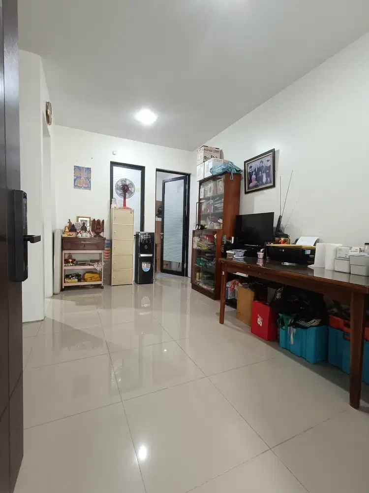 Rumah Citra Garden Puri Siap Huni Dekat Ke Green Lake Jakbar