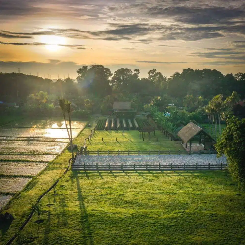 DIJUAL TANAH PINGGIR SUNGAI KAWASAN VILLA