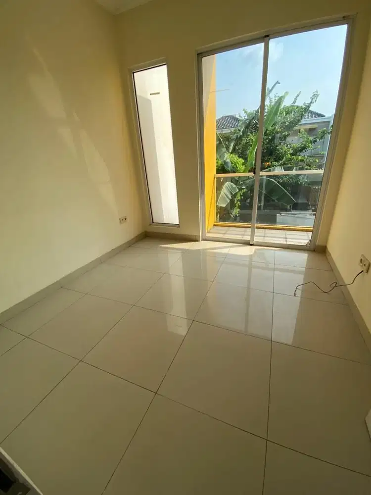 Disewa rumah GreenLake City Australia