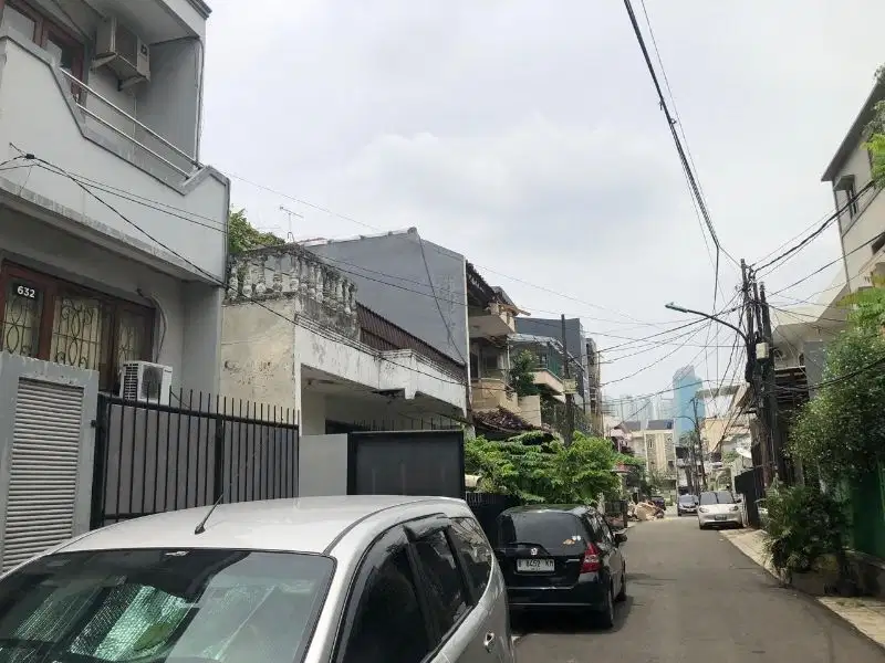 RUMAH KEPA RAWA TOMANG SEMI FURNISH 2 LANTAI BEBAS BANJIR