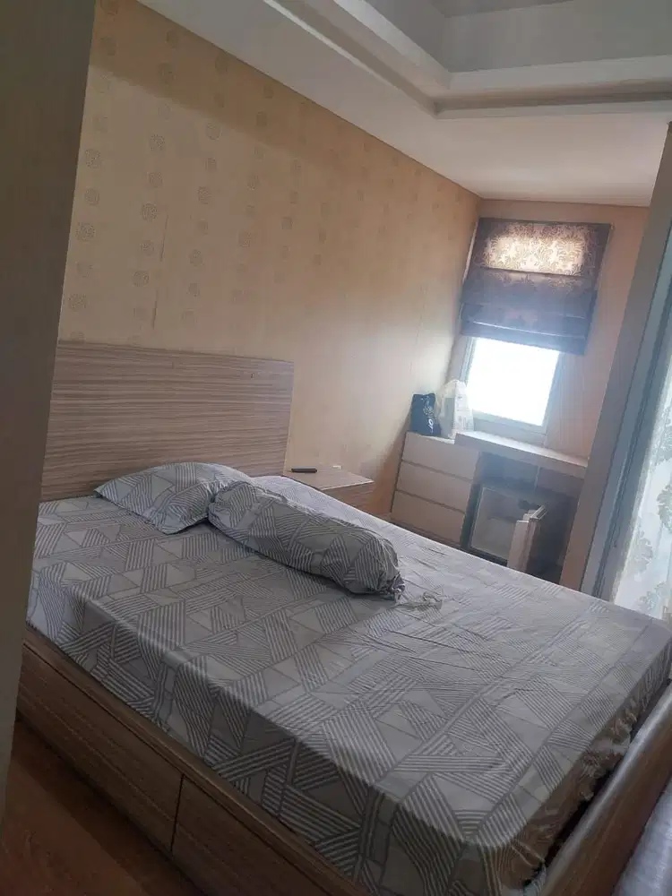 Disewakan Studio Furnished Lt tinggi Siap Huni Apartemen Green Lake Sunter