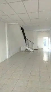 0423 - Disewakan Ruko Green Garden Gresik 2 Lt A1-15 LT 98m LB 135m